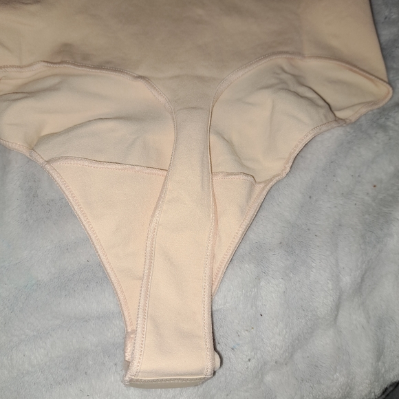 NWT ShaperX Beige Bikini bodyshaper size S/M - Picture 7 of 11